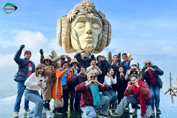 กลุ่มลูกค้าเที่ยวภาคเหนือของเวียดนาม